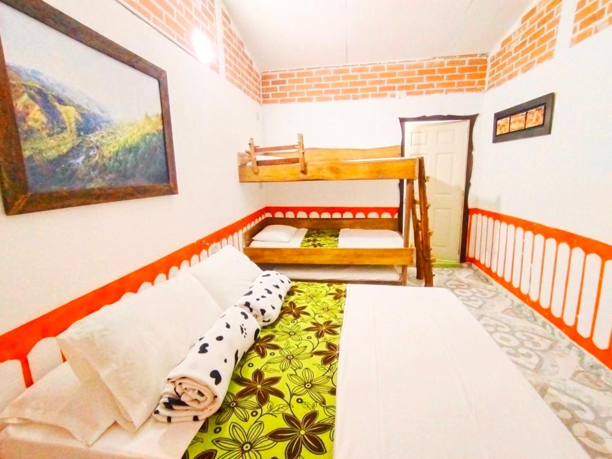 Hotel Casa Turistica Art-Velez Salento Extérieur photo