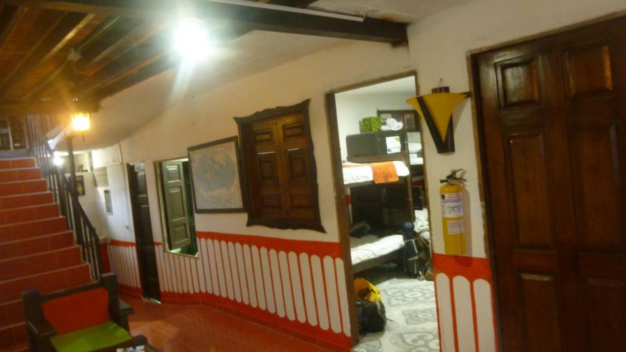 Hotel Casa Turistica Art-Velez Salento Extérieur photo
