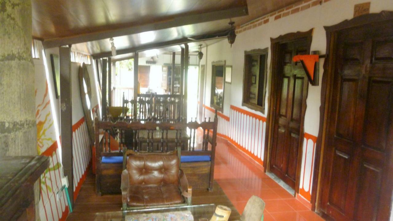 Hotel Casa Turistica Art-Velez Salento Extérieur photo