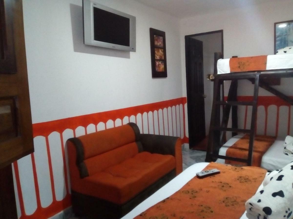 Hotel Casa Turistica Art-Velez Salento Extérieur photo